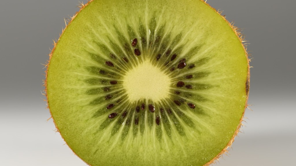 Kiwifruit Benefits: What Two a Day Really Do
